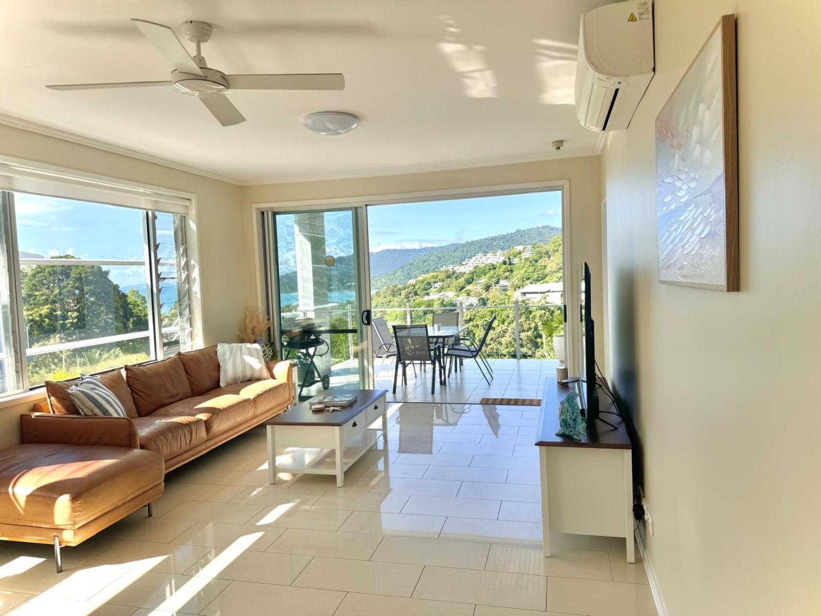 Airlie Summit Apartments Еърли Бийч Екстериор снимка