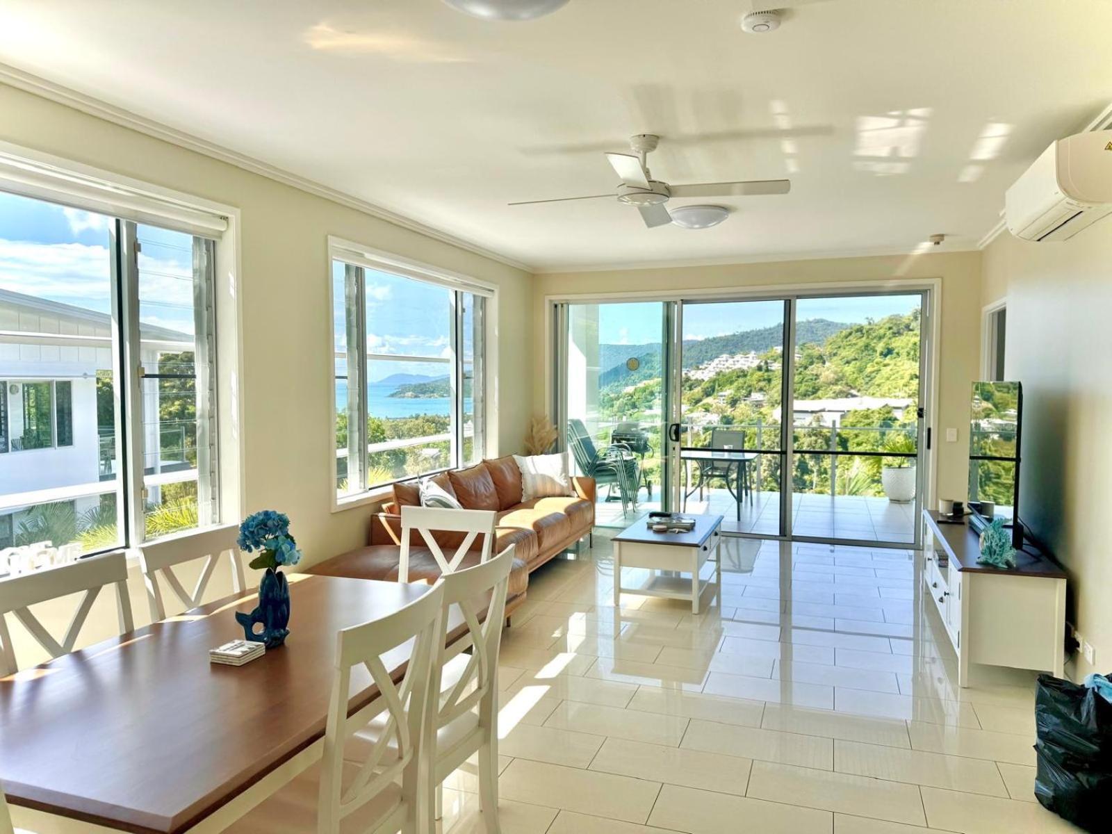Airlie Summit Apartments Еърли Бийч Екстериор снимка
