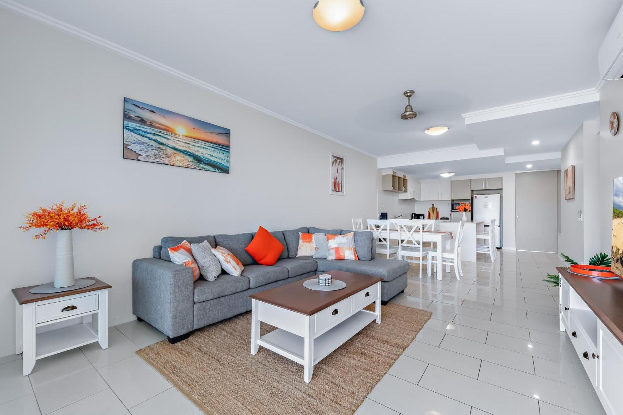 Airlie Summit Apartments Еърли Бийч Екстериор снимка
